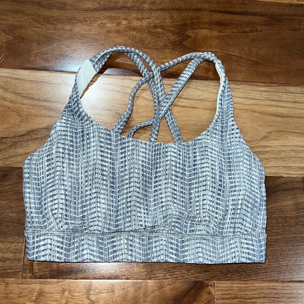 Lululemon sz 2 grey like new striped sports bra